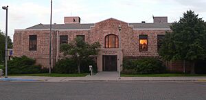 Colby, Kansas city hall from W 1