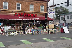 Cup Foods - George Floyd Square (51249171027)