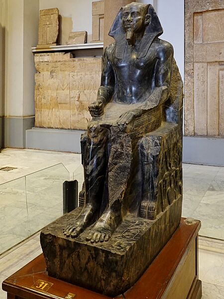 Kairo Museum Sitzstatue Chephren 06