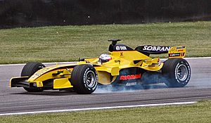Karthikeyan (Jordan) locking brakes in qualifying at USGP 2005