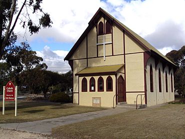 Lameroo Catholic Church in the Murray Mallee South Australia. (7524841078).jpg