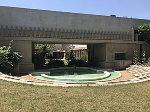 Large terraced pool