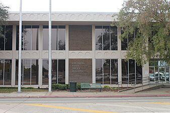 Louisiana State Office Building, Alexandria, LA IMG 4267