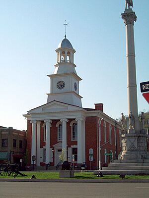 Mifflin County Courthouse and War Memorial Apr 10