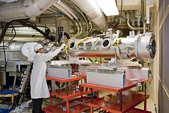 National Ignition Facility diagnostic handling instrument