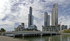 Queens Bridge Melbourne.jpg