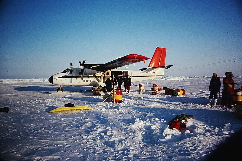 Refueling Twin Otter