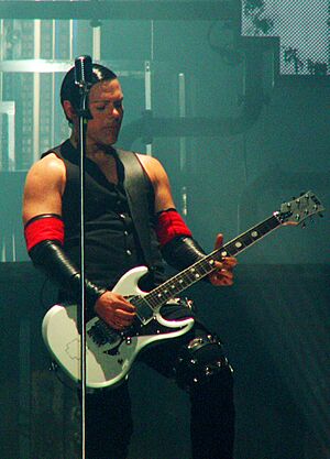 Richard Zven Kruspe au Zénith de Nantes en 2009. (cropped).jpg