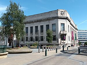 Sheffield Graves Art Gallery & Central Library