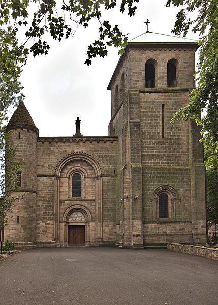 St Oswald's church, Ashton-in-Makerfield 2