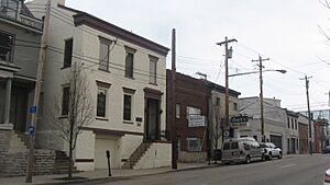 York at Court in downtown Newport