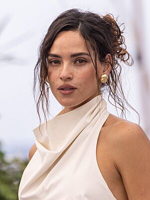 Adria Arjona-7303.jpg