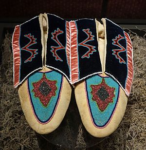 Caddo moccasins, c. 1909 - Bata Shoe Museum - DSC00626