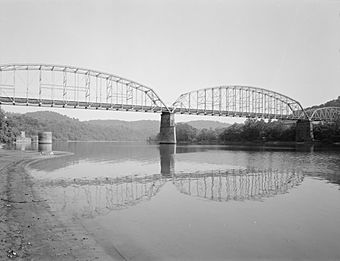 Charleroi-Monessen Bridge.jpg
