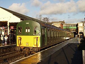 Class207DEMU1305