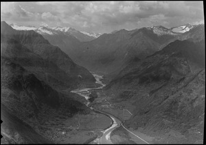 ETH-BIB-Valle Maggia, Blick nach Nordwesten, Pizzo Castello-LBS H1-016263