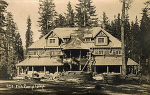 Fish-Camp-Lodge-1904-1918