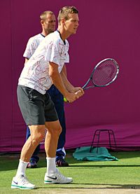 Flickr - Carine06 - Someone's scribbled all over Berdych's shirt
