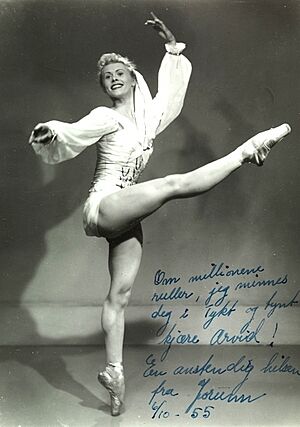 Jorunn Kirkenær danser ca 1955