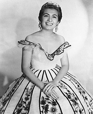 Lola Beltrán portrait, c. 1956 (cropped).jpg