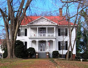 Mason-place-loudon-tn1