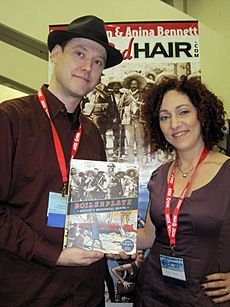 Paul Guinan & Anina Bennett at WonderCon 2010 1