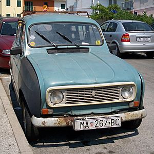 Renault 4-cro