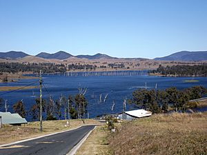 Somerset Dam 2 Villeneuve Queensland