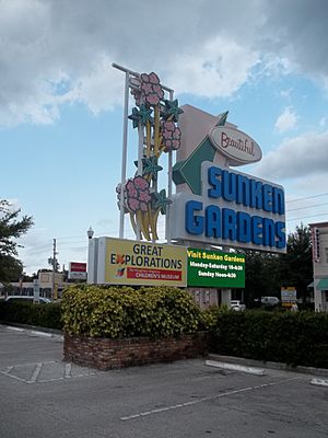 St. Petersburg FL Sunken Gardens sign01