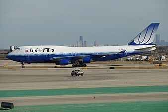 United Airlines B747-400 (N104UA) @ ORD, February 2009