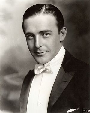 Wallace Reid head and shoulders 1920.jpg