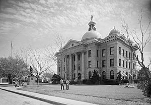 (Fort Bend County Court House, Richmond, Texas) (12819388513)