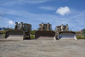 3-IDF-D9-bulldozers-Zachi-Evenor
