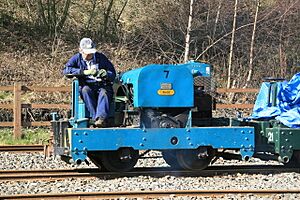 Apedale Valley Light Railway - blue Simplex (geograph 2850436)