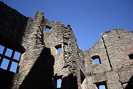 Castle ruins, Ludlow - geograph.org.uk - 1744659
