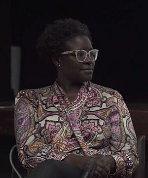 Elvira Dyangani Ose (TEORéTica).jpg