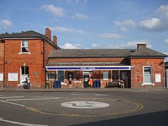 Epping station building2.JPG