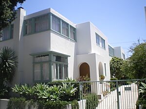 Horatio West Court, Santa Monica
