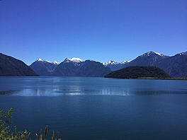 Lago yelcho wikipedia.jpg