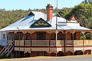 MDG Weir Hotel Sept 2012 3417