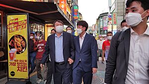People Power Party Chairman Lee Jun-seok, and former Prosecutor General Yoon Seok-youl in Gwangjin District, Seoul (9)