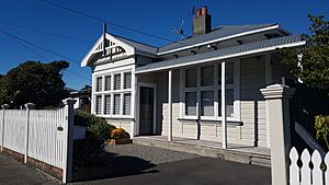 Petone LM13Mar 14