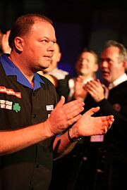 Raymond van Barneveld (2128983030)