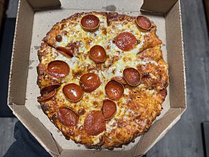 Round Table Pizza - October 2024 - Sarah Stierch 01