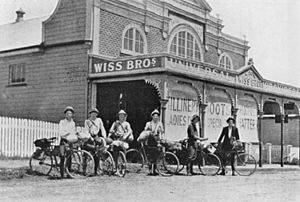 StateLibQld 2 162143 Wiss Brothers General Store in Kalbar, Queensland 1921