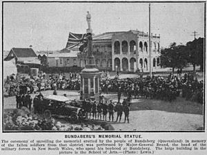 StateLibQld 2 391661 Ceremony of unveiling the War Memorial Statue, Bundaberg, 1921