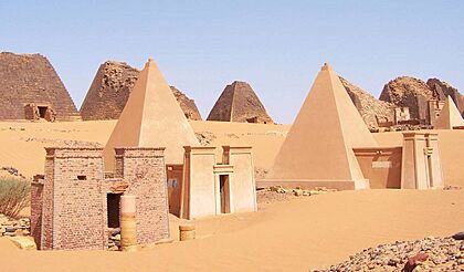 Sudan Meroe Pyramids 30sep2005 2