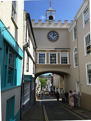 Totnes High Street Tower.jpg