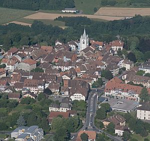 Aerial view of Cossonay, 2008-07-10 retouched