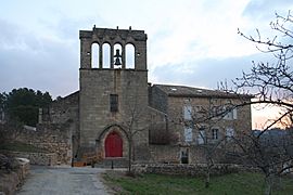 Facade église romane de Mercuer.JPG